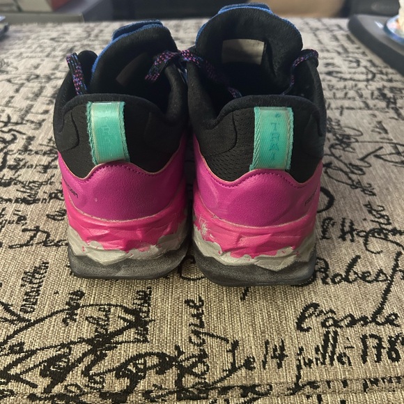 New Balance Fresh Foam Hierro - Picture 3 of 9